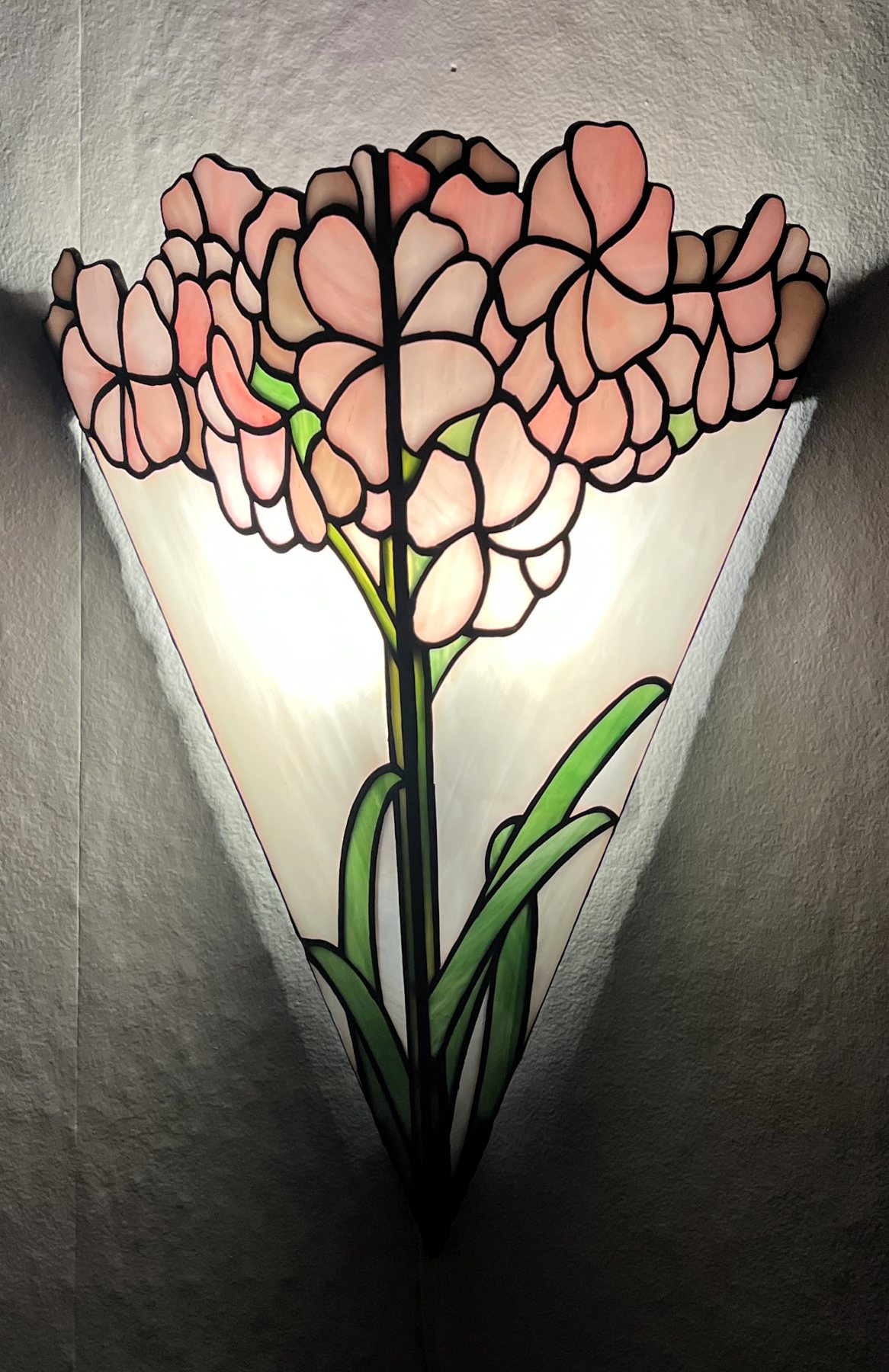 Blommande vägglampa